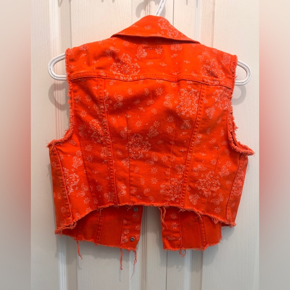 Levi’s Vest • size medium - Picture 9 of 11